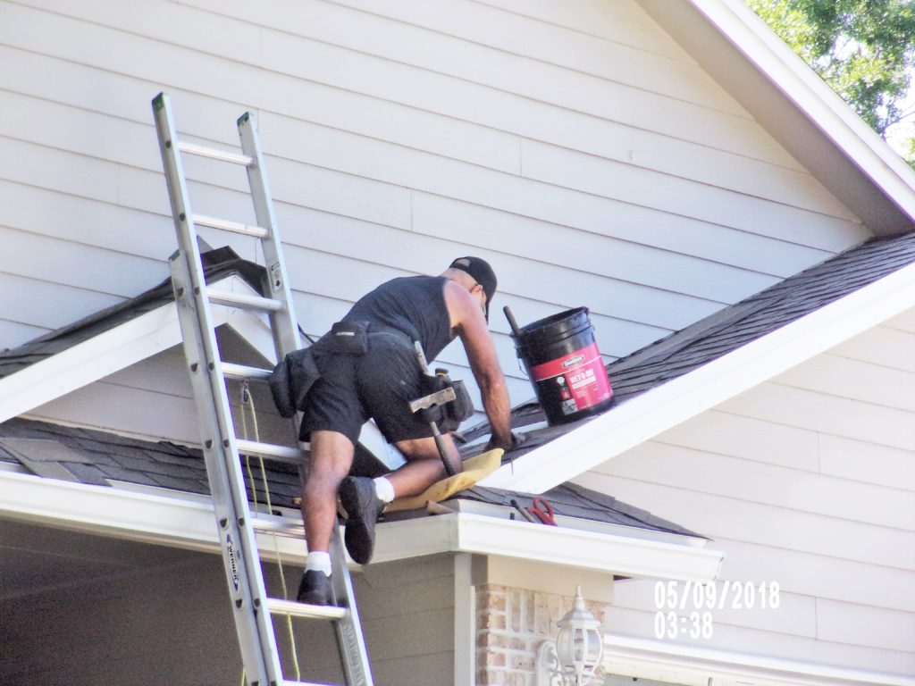 roof repair services contractor James Neill